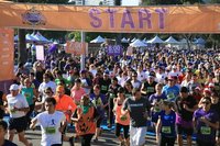 LA Cancer Challenge 5K/10K Run/Walk (LACC) - Los Angeles, CA - LACancerChallenge_StartLine2_photobyAngelaDavesHaley.jpg